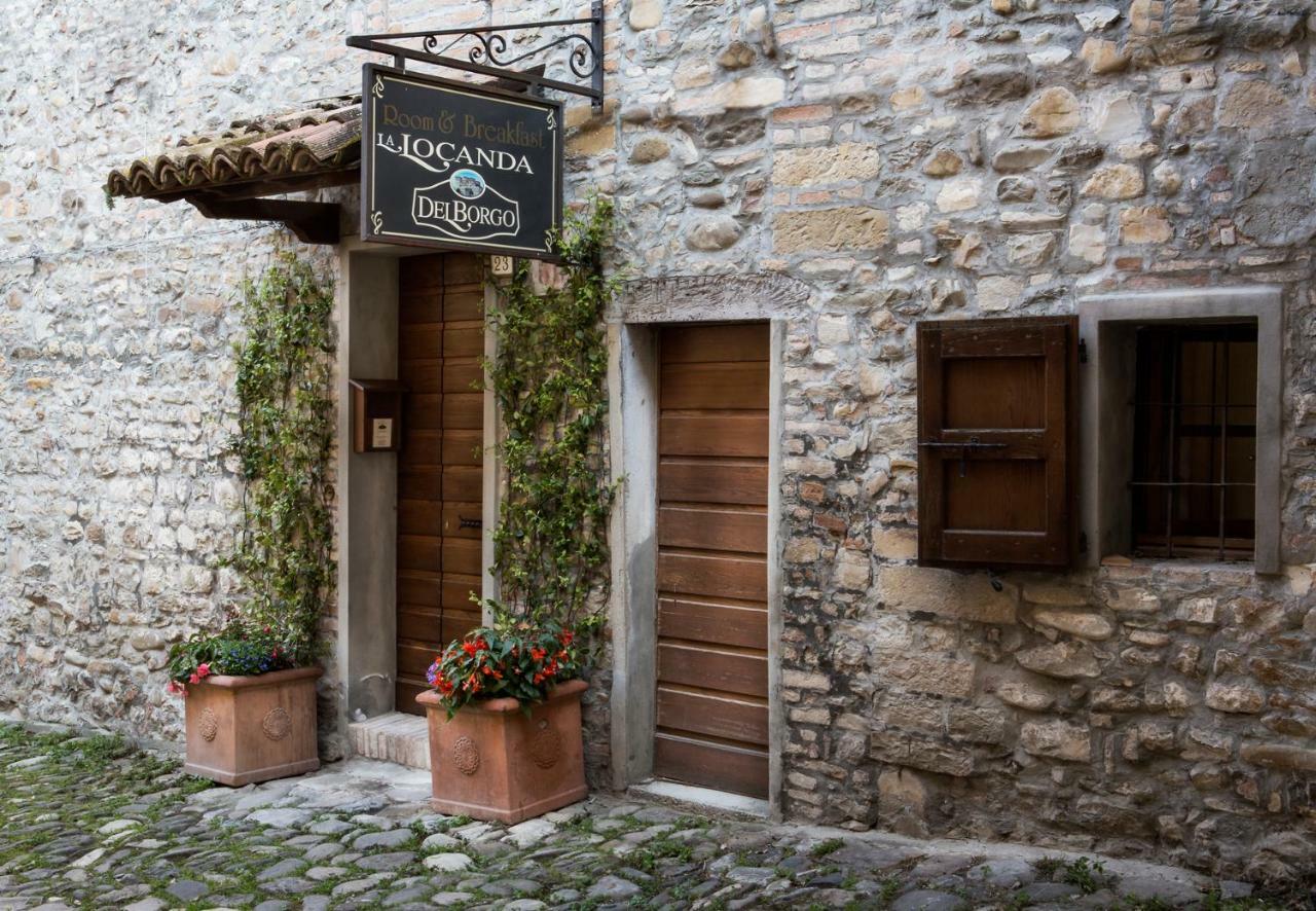 La Locanda Del Borgo Torrechiara Eksteriør billede