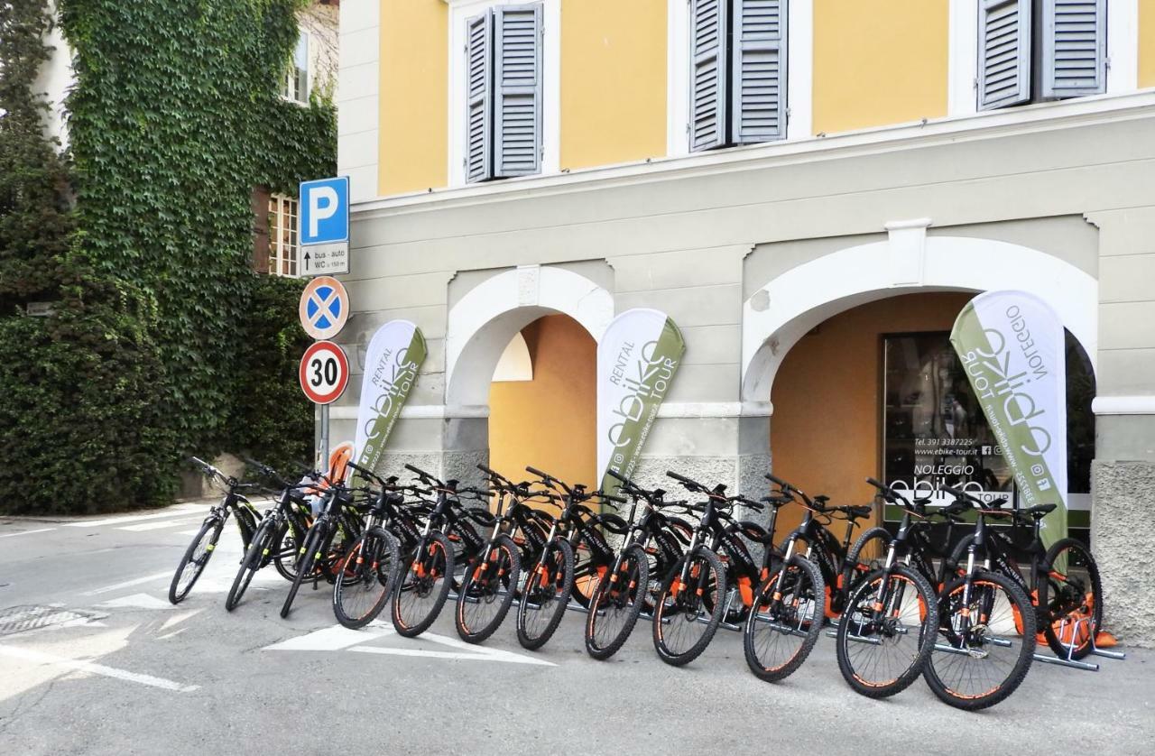La Locanda Del Borgo Torrechiara Eksteriør billede